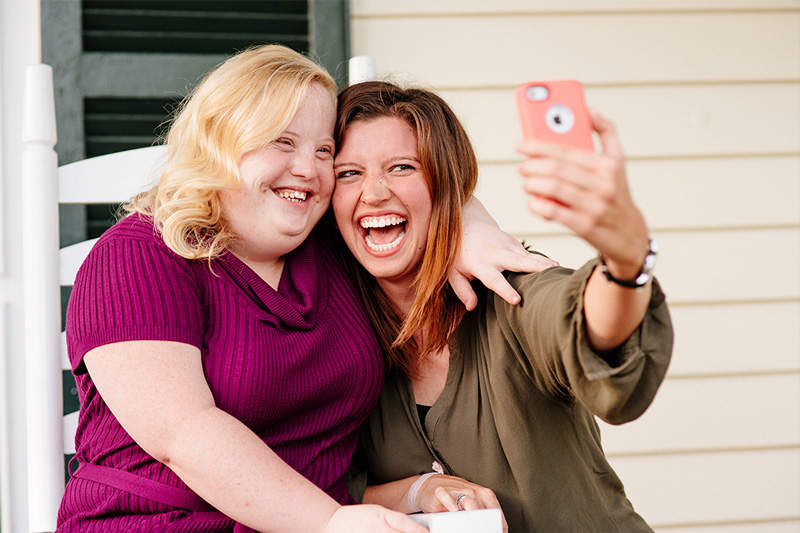 bbi-advocate-share-your-story Female Buddy Pair taking a selfie